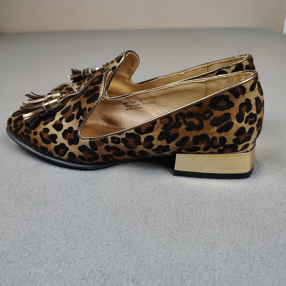 Bellini Kitten Heels Women 7 Gold Leopard Tassel Slip On Shoes Low Pumps